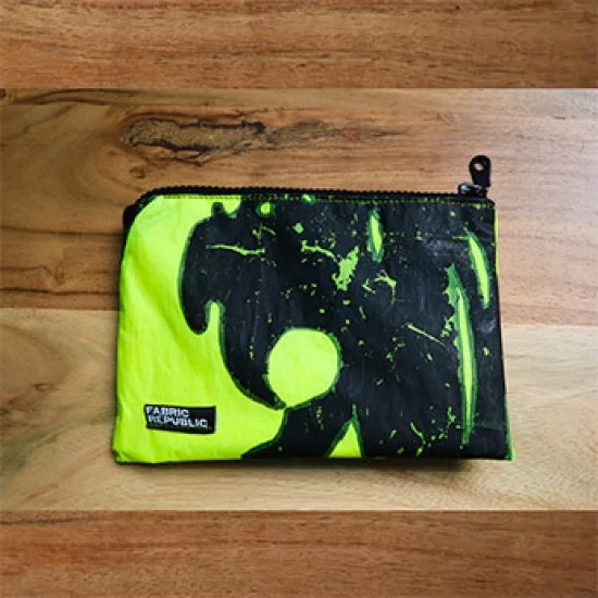 Necessaire - Greenpeace X Fabric Republic Necessaire - Greenpeace X Fabric Republic